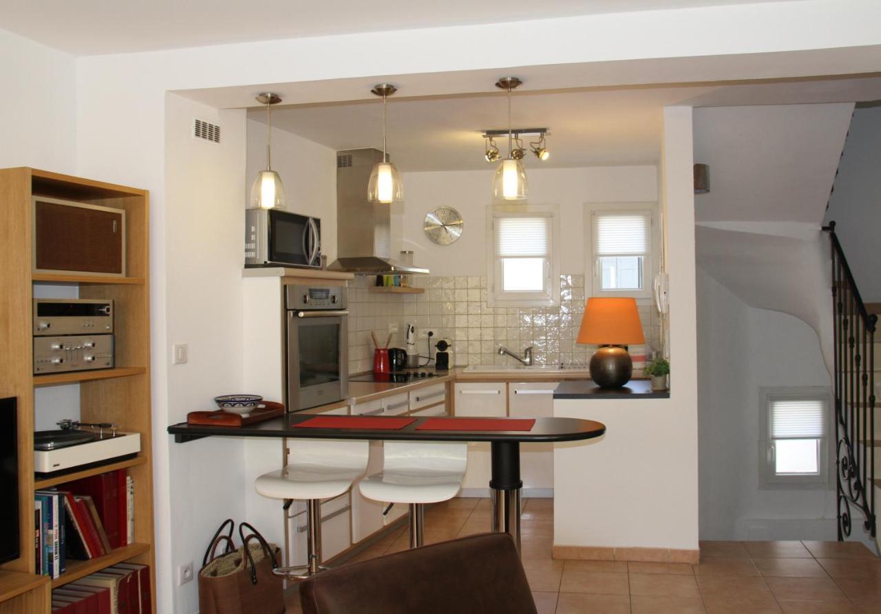 Agreable Maison De Ville Eyragues Kültér fotó