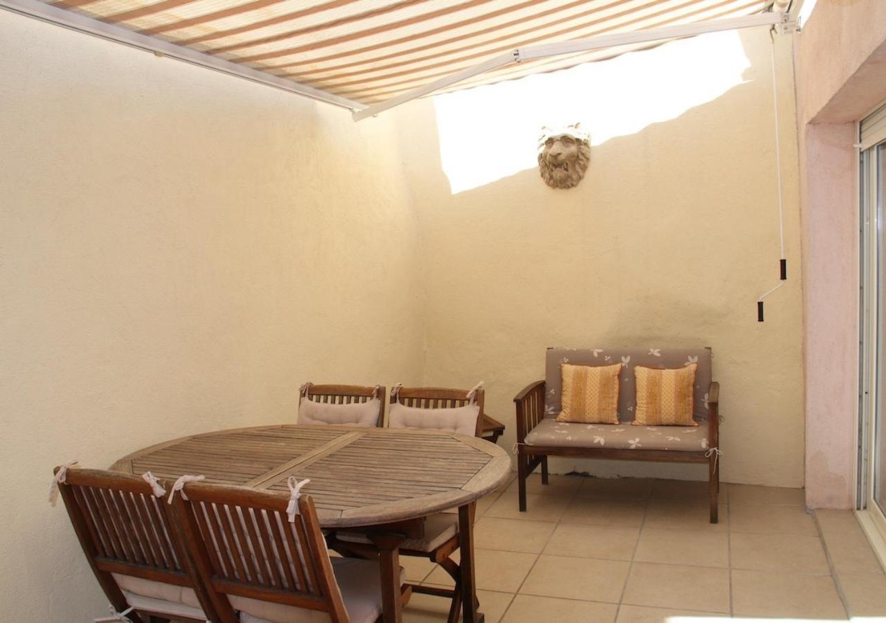 Agreable Maison De Ville Eyragues Kültér fotó