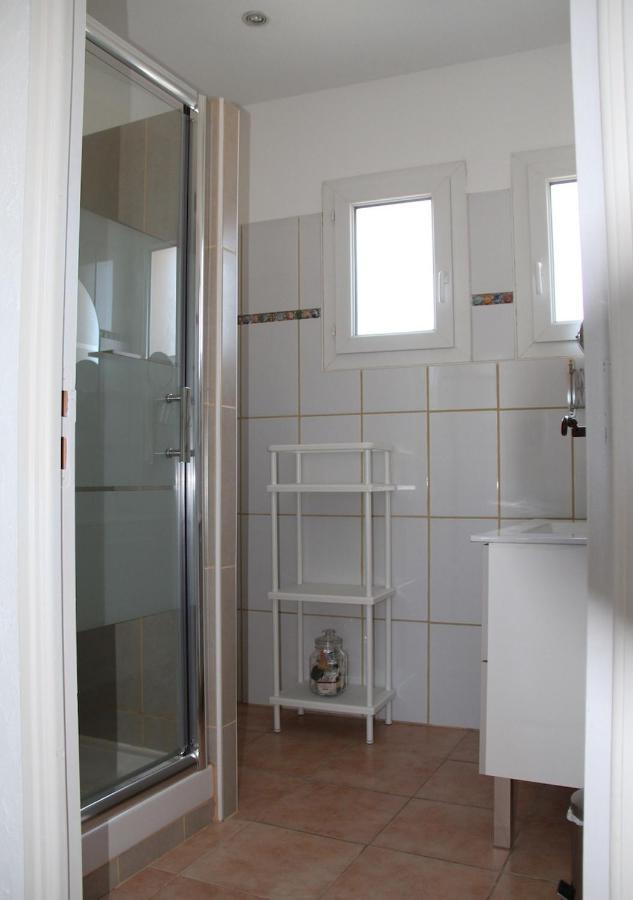 Agreable Maison De Ville Eyragues Kültér fotó