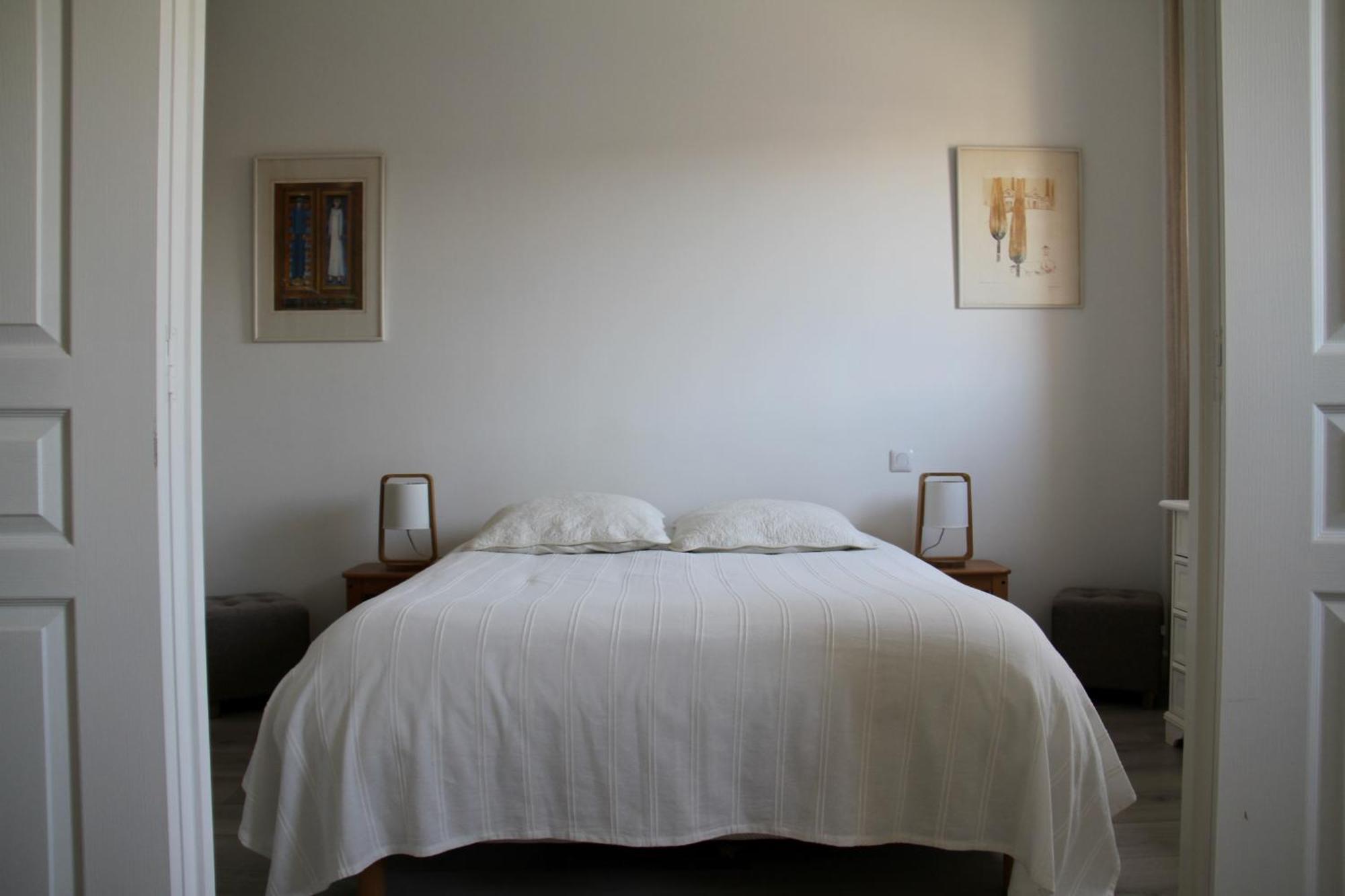 Agreable Maison De Ville Eyragues Kültér fotó