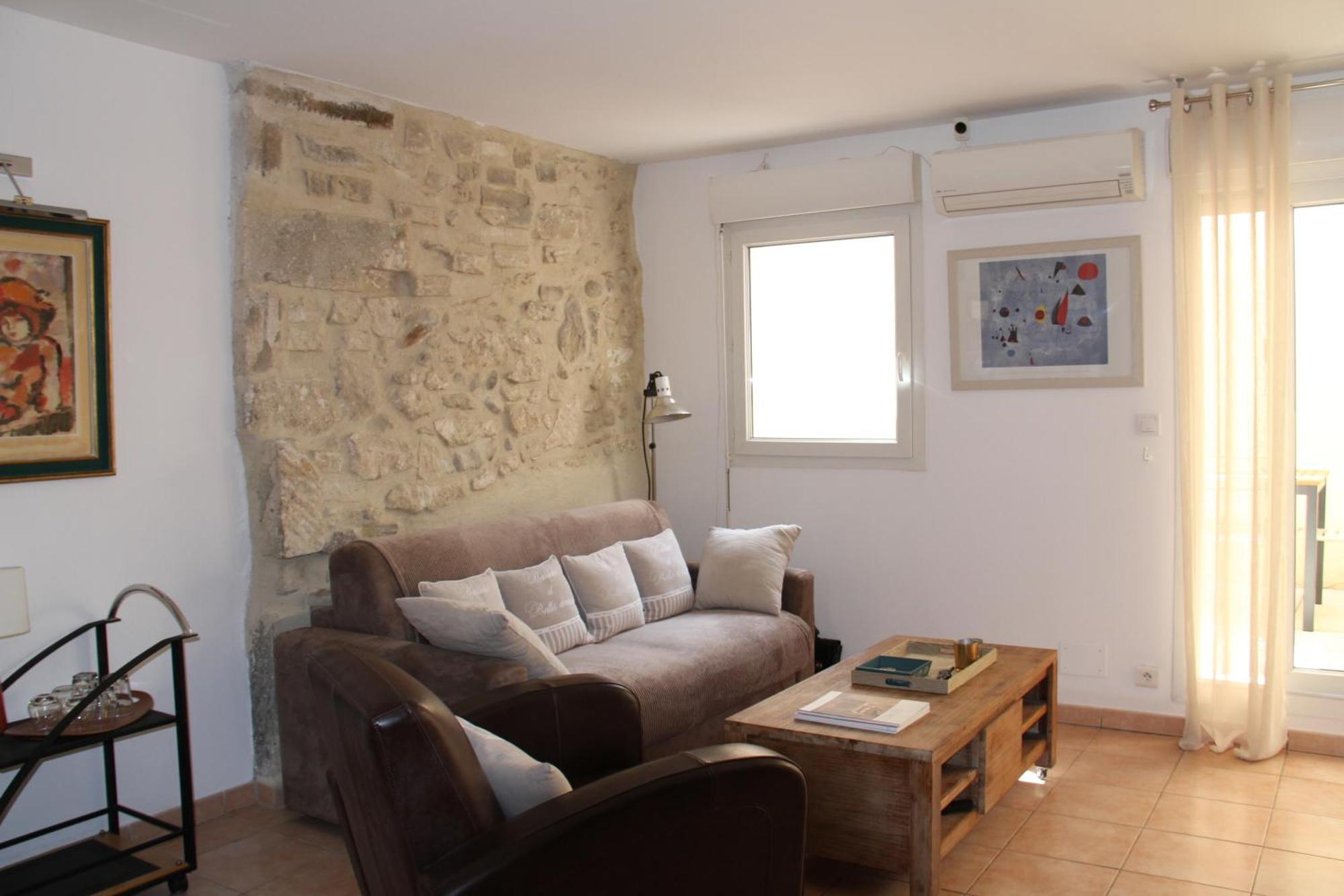 Agreable Maison De Ville Eyragues Kültér fotó